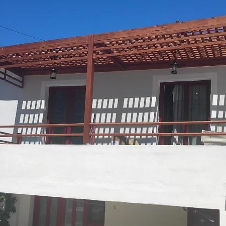 Aletri & Orgoma Apartman Vathí Kültér fotó