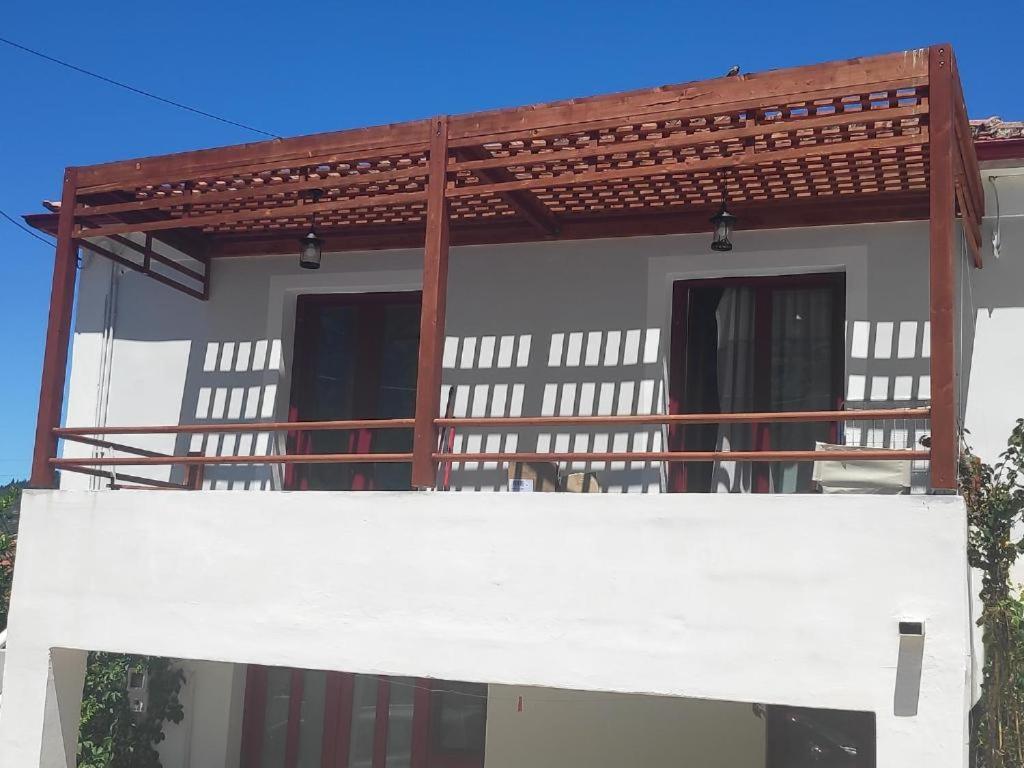 Aletri & Orgoma Apartman Vathí Kültér fotó